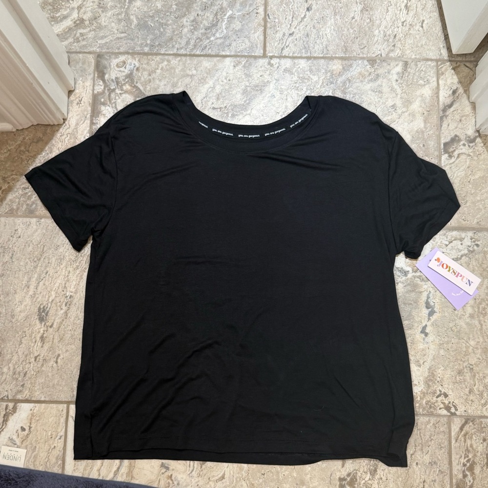 NWT Size Large Maternity Joyspun Black T-Shirt